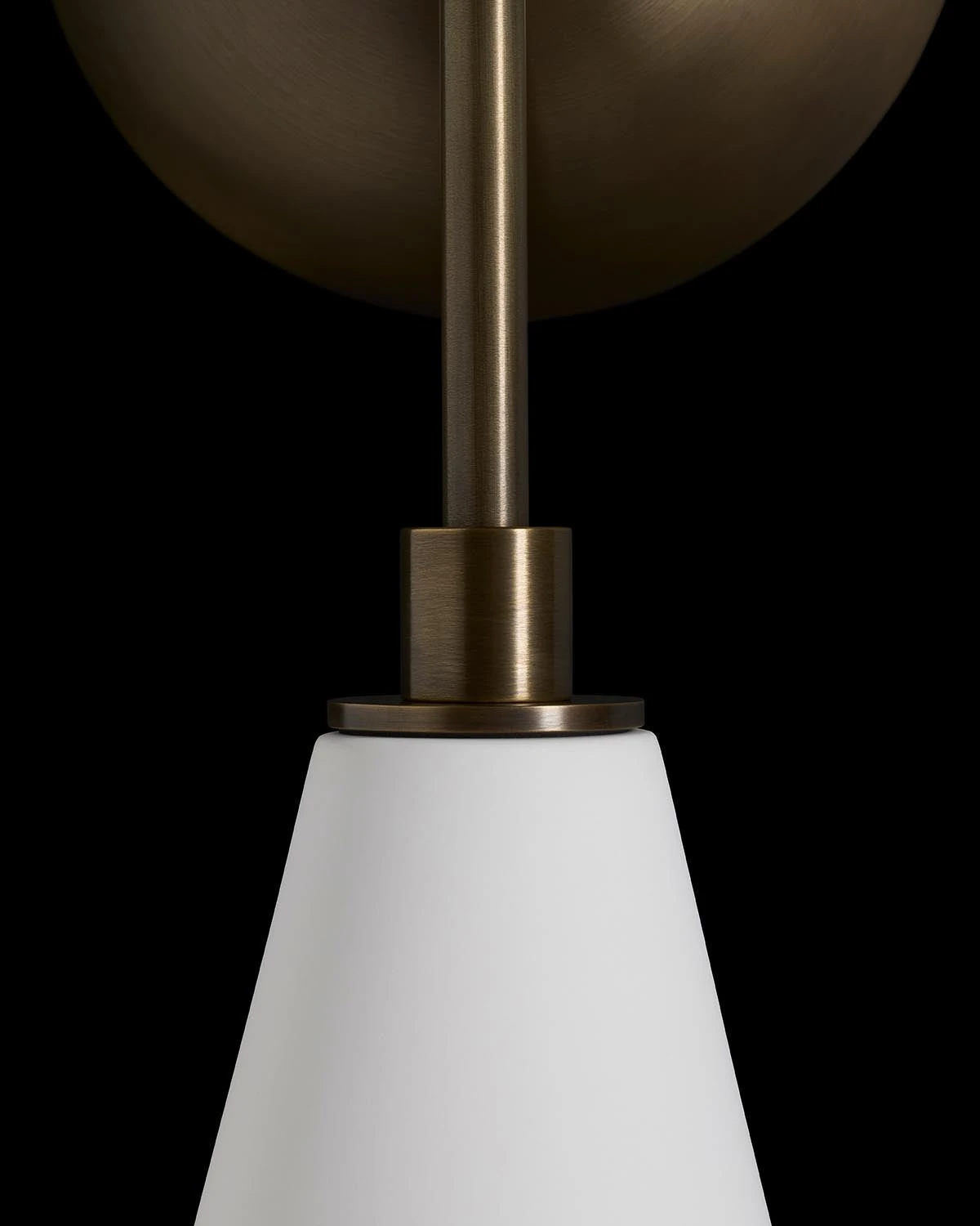 Detail of the TRIAD : 1 hexagonal brass collar meeting the porcelain cone